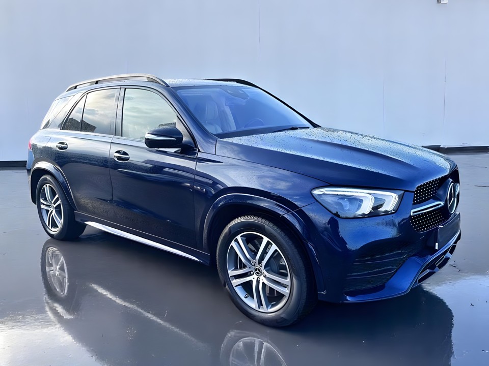 Mercedes-Benz GLE 350 e 4MATIC AMG line (1)
