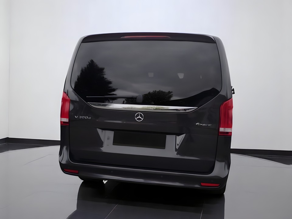 Mercedes-Benz V 300 d 4MATIC AVANTGARDE EDITION Long (3)