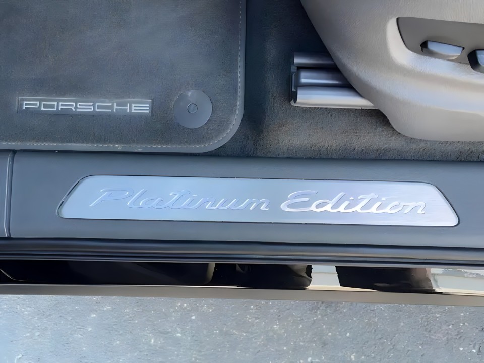 Porsche Cayenne E-Hybrid Coupe Platinum Edition - foto 16