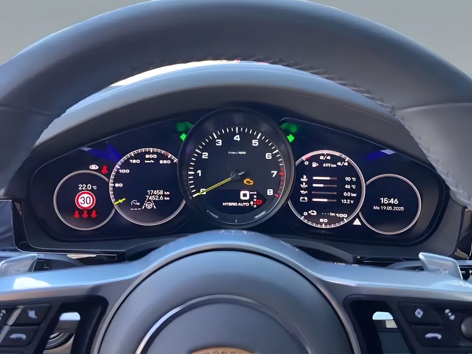 Porsche Cayenne E-Hybrid Coupe Platinum Edition - foto 8