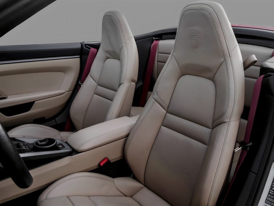 Porsche 911 Carrera (992 I) - foto 9