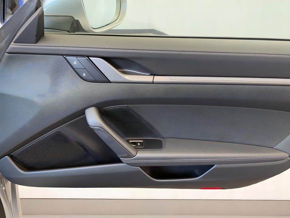 Porsche 911 Carrera (992 I) - foto 19