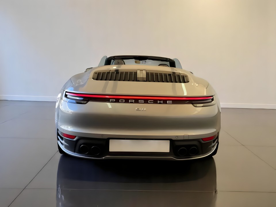 Porsche 911 Carrera (992 I) - foto 7