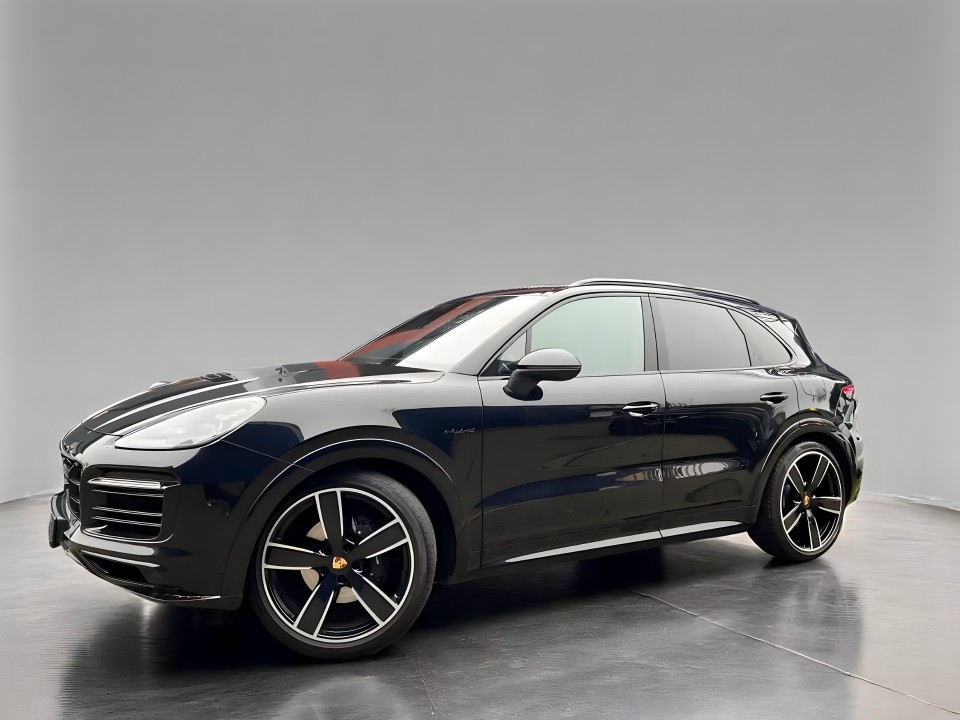 Porsche Cayenne E-Hybrid (3)