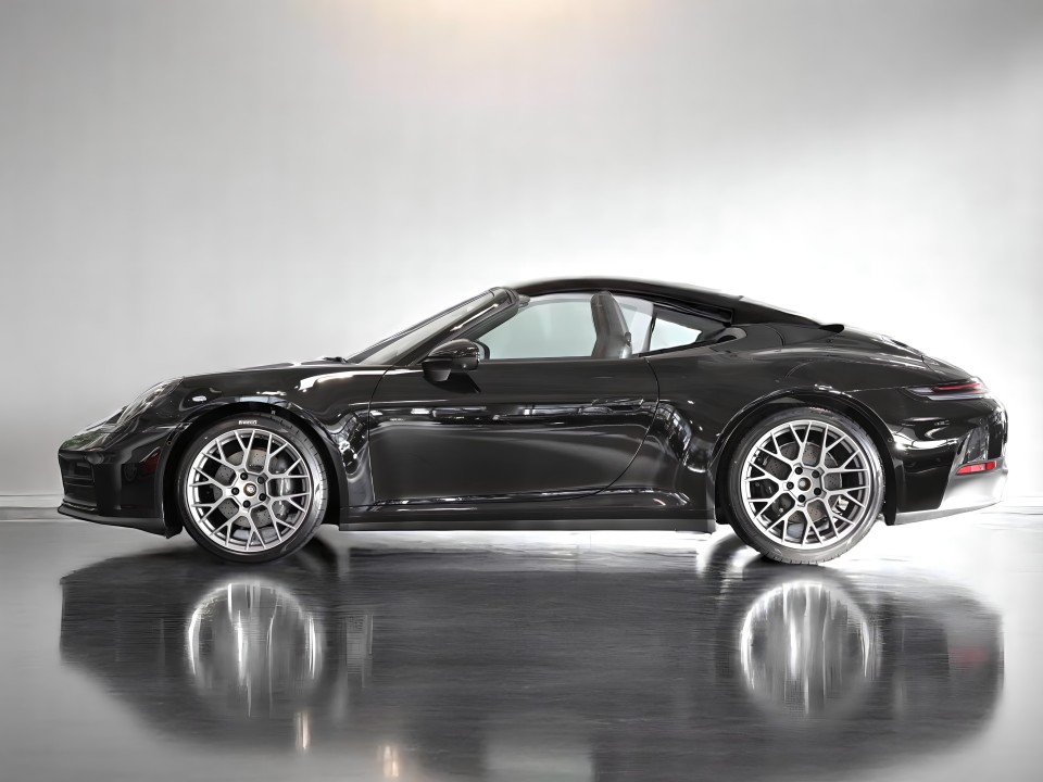 Porsche 911 Carrera (992 II) (5)