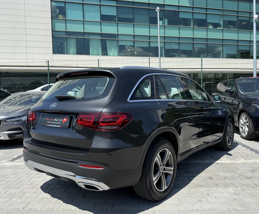 Mercedes-Benz GLC 300 (3)