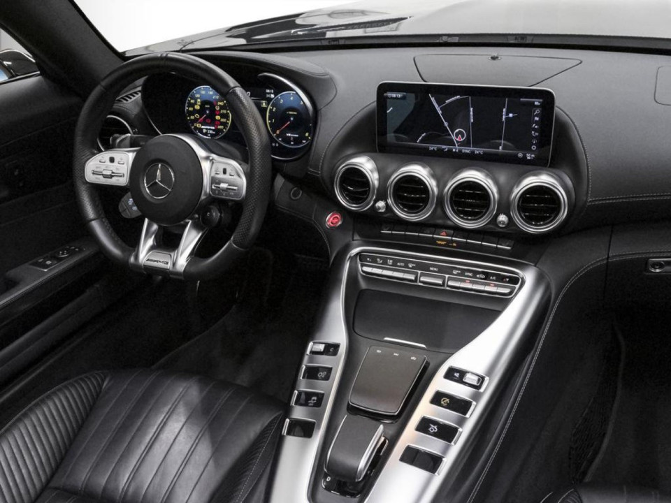 Mercedes-Benz AMG GT Roadster - foto 3