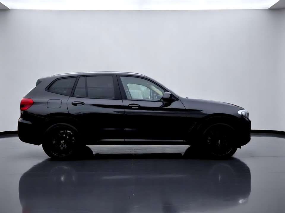 BMW X3 sDrive18 (2)
