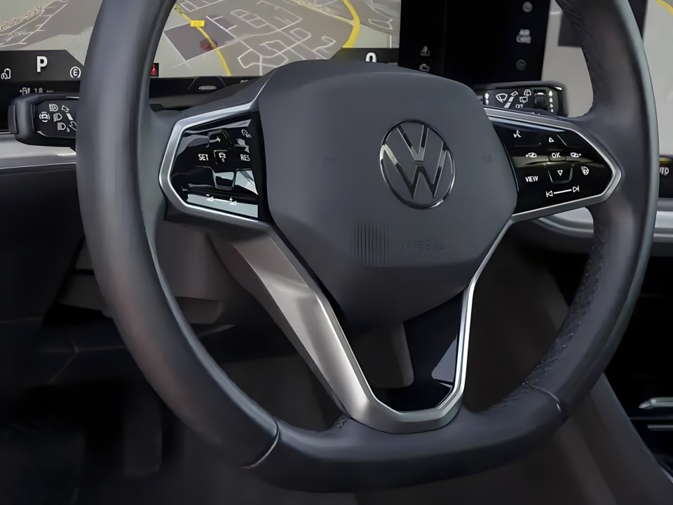 Volkswagen Touareg V6 TSI eHybrid Elegance (3)