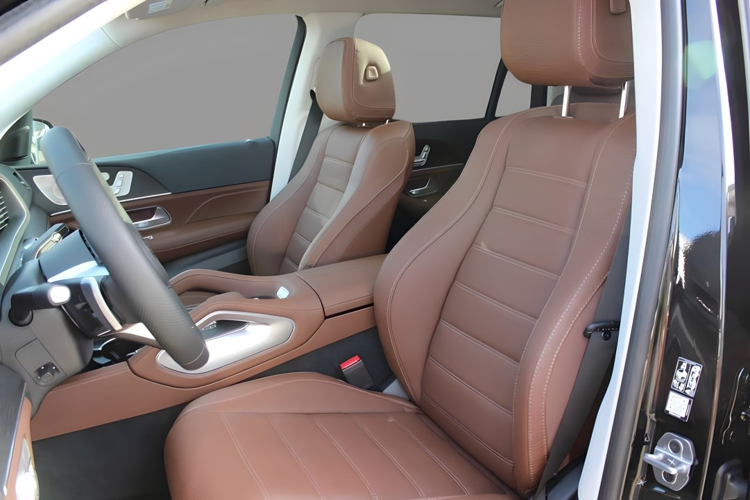 Mercedes-Benz GLS 450 4MATIC - foto 7