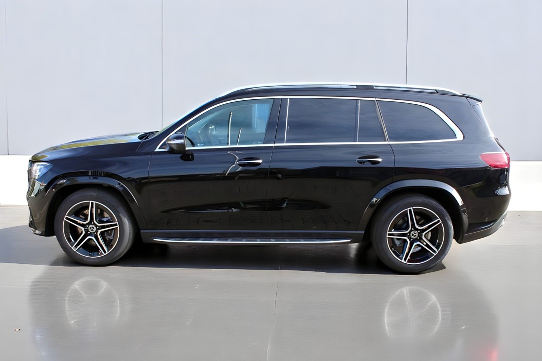 Mercedes-Benz GLS 450 4MATIC (4)