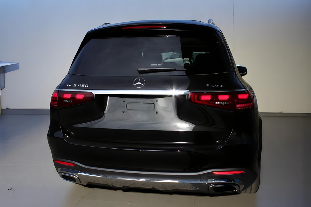 Mercedes-Benz GLS 450 4MATIC - foto 6