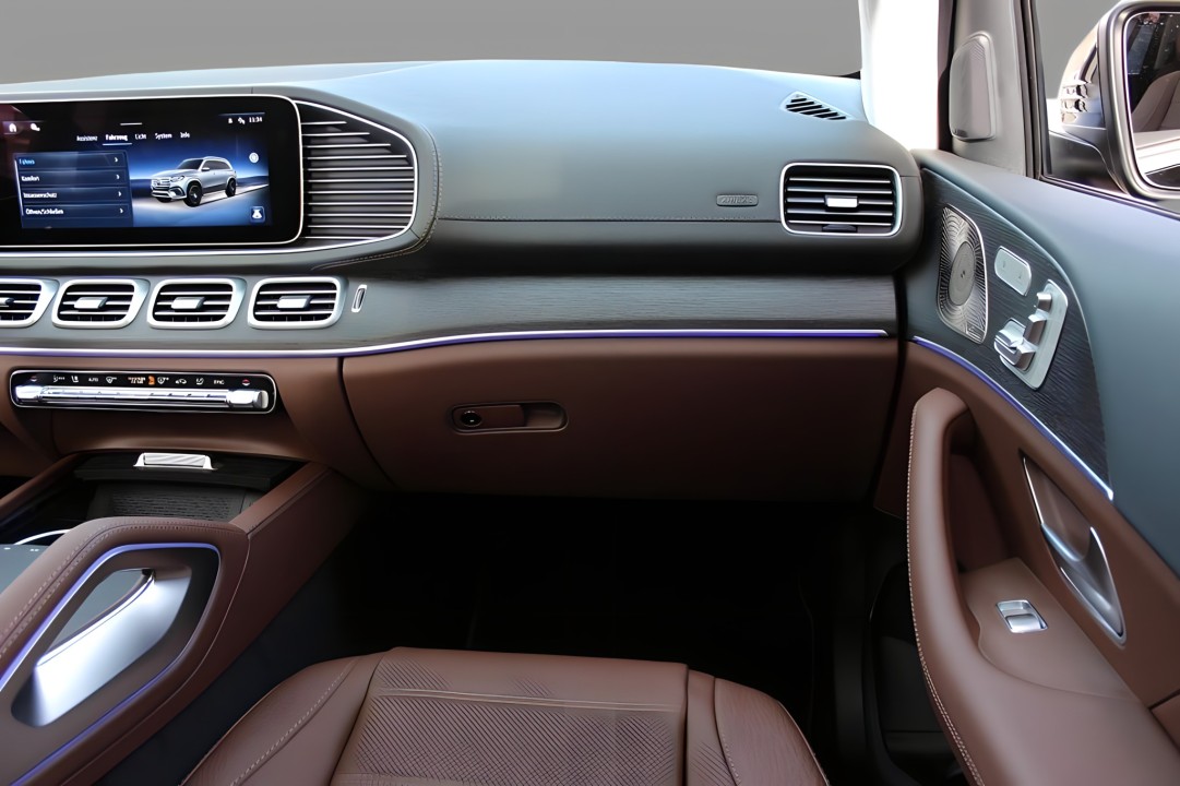 Mercedes-Benz GLS 450 4MATIC - foto 11