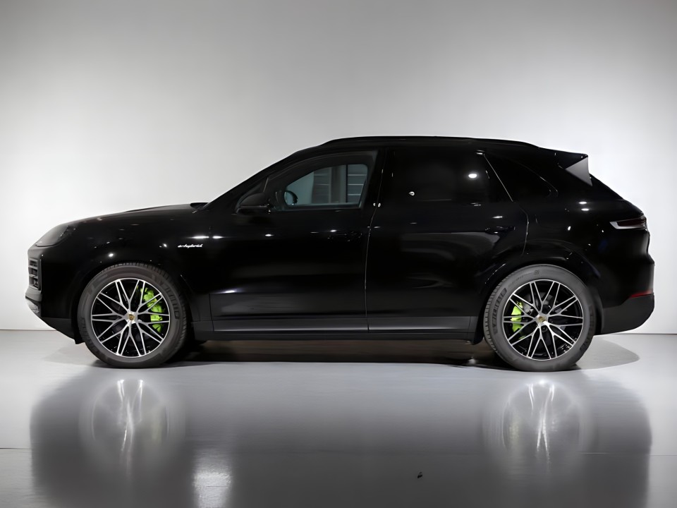Porsche Cayenne E-Hybrid (2)