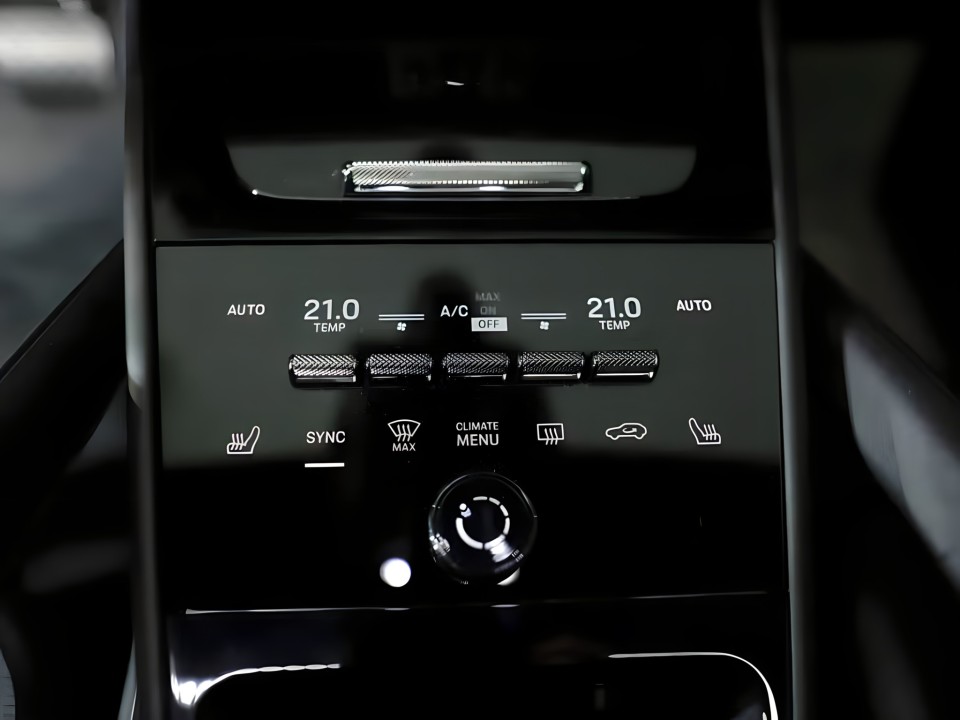 Porsche Cayenne E-Hybrid - foto 16