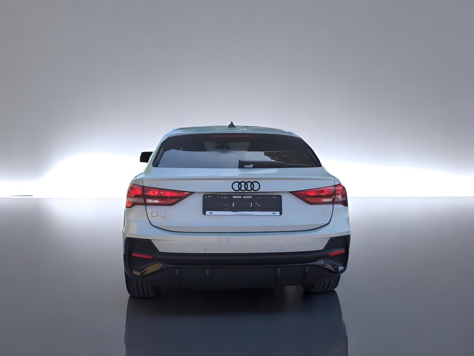 Audi Q3 35 TFSI S-line Sportback (4)