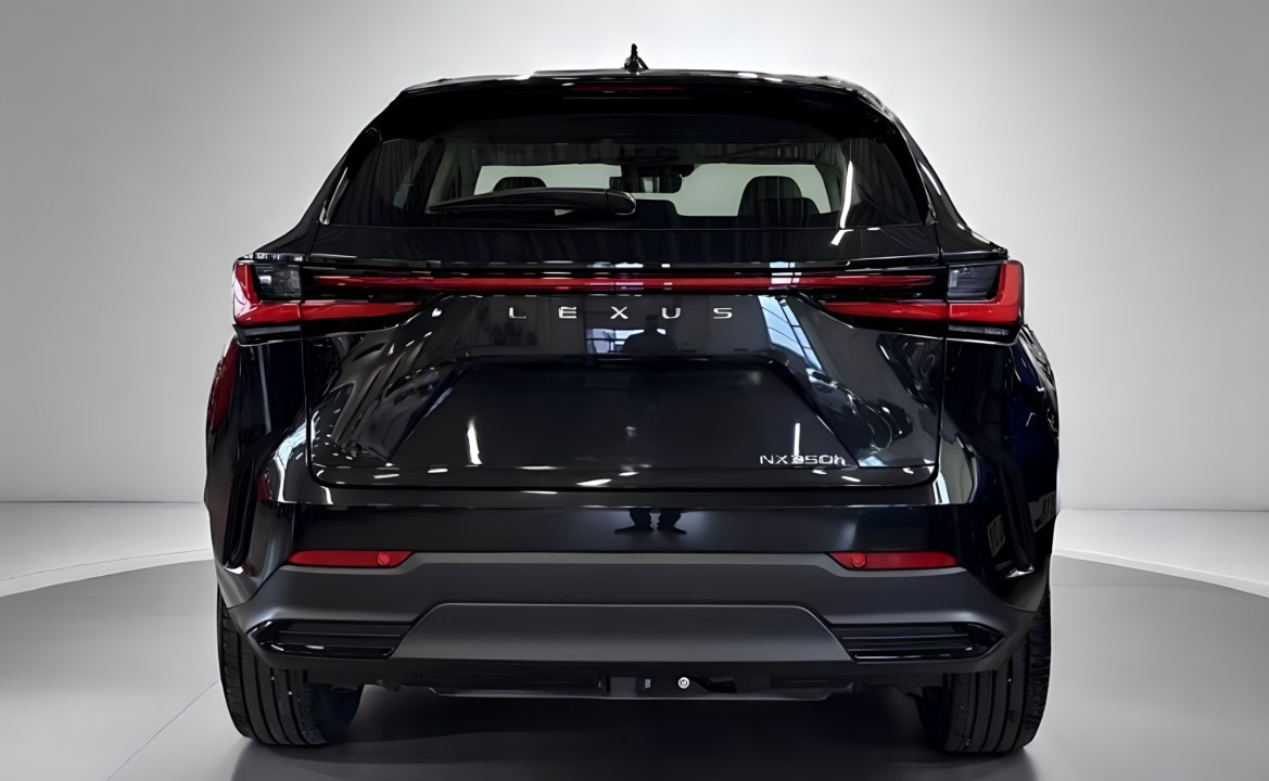 Lexus Seria NX 350h (4)