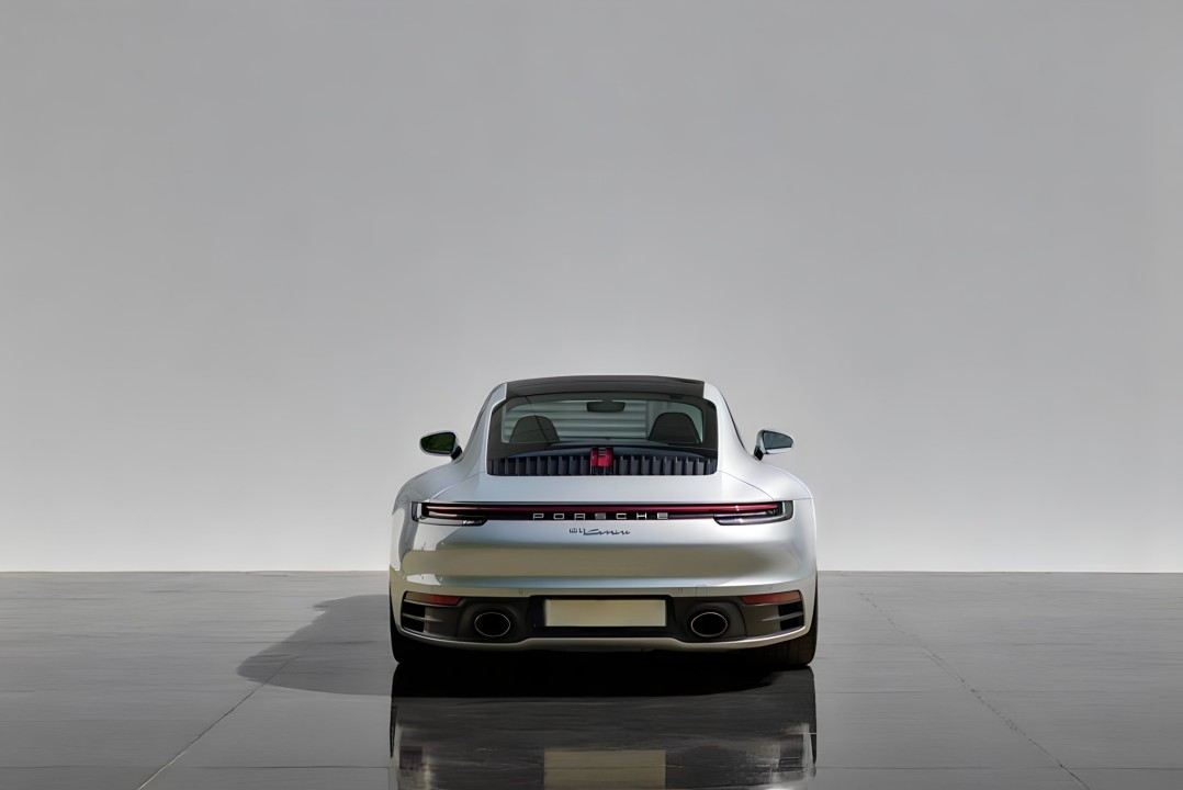 Porsche 992 Carrera (4)