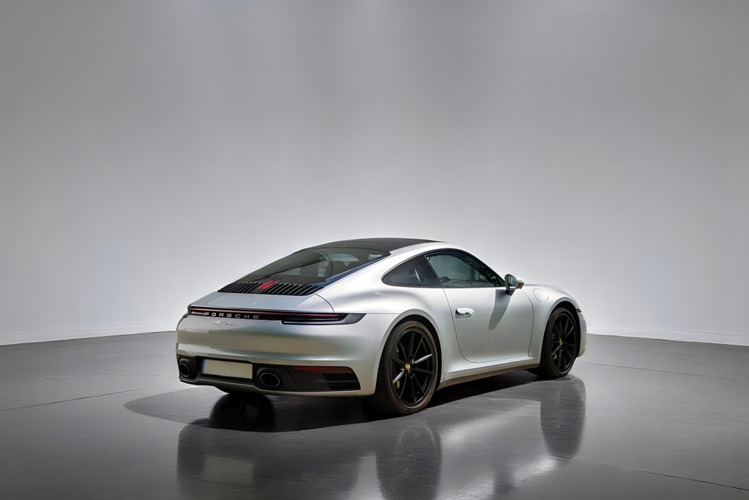 Porsche 992 Carrera (3)