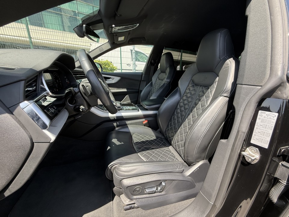 Audi Q8 60 TFSIe quattro tiptronic S-Line - foto 10