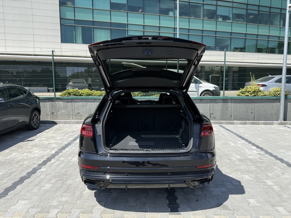 Audi Q8 60 TFSIe quattro tiptronic S-Line - foto 31