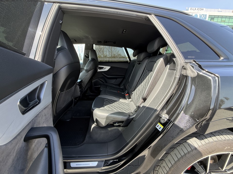 Audi Q8 60 TFSIe quattro tiptronic S-Line - foto 12