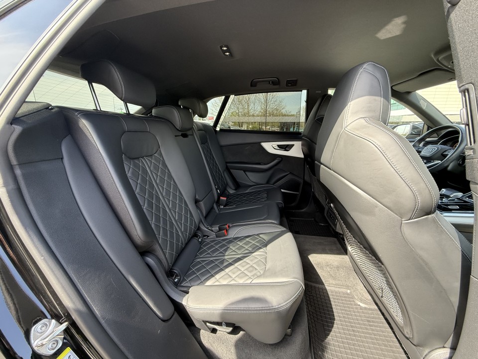 Audi Q8 60 TFSIe quattro tiptronic S-Line - foto 19