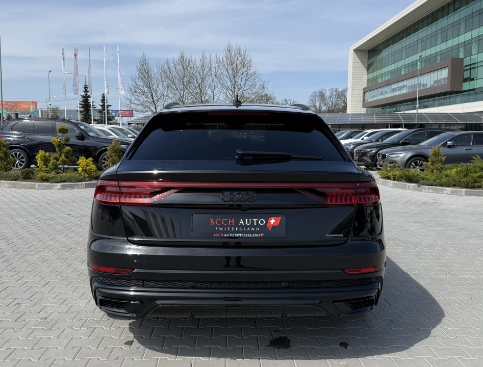 Audi Q8 60 TFSIe quattro tiptronic S-Line (4)