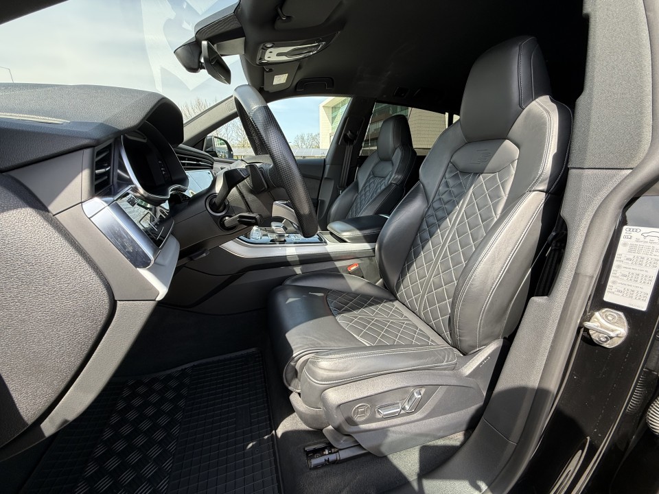 Audi Q8 60 TFSIe quattro tiptronic S-Line - foto 10