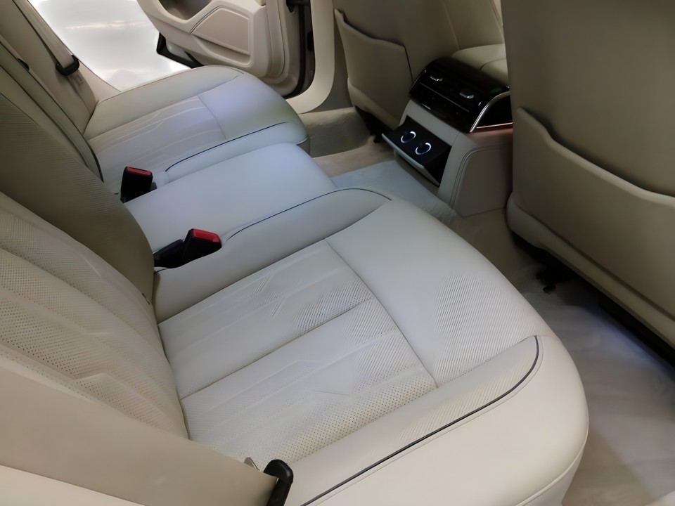 Audi A8 55TFSI quattro tiptronic - foto 11