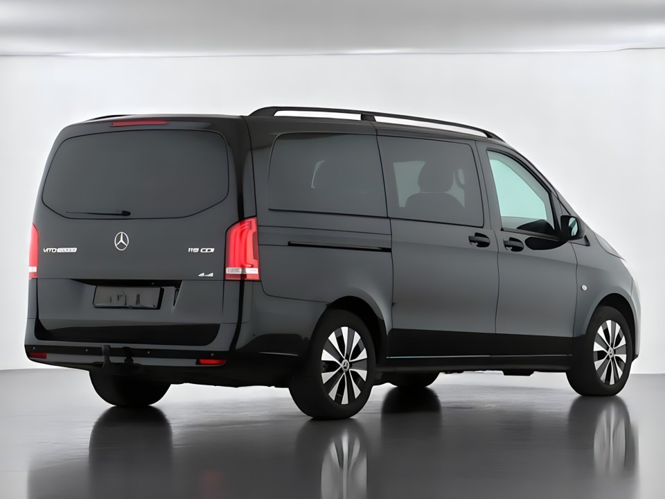 Mercedes-Benz Vito Tourer PRO 119CDI 4MATIC (3)