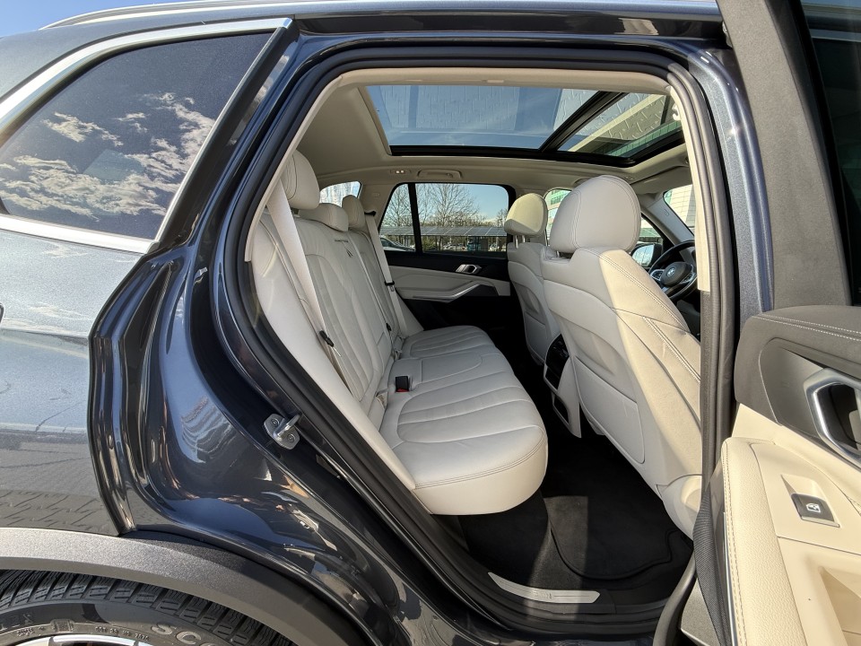 BMW X5 xDrive45e xLine - foto 18