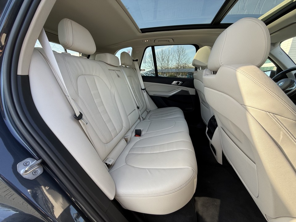 BMW X5 xDrive45e xLine - foto 19