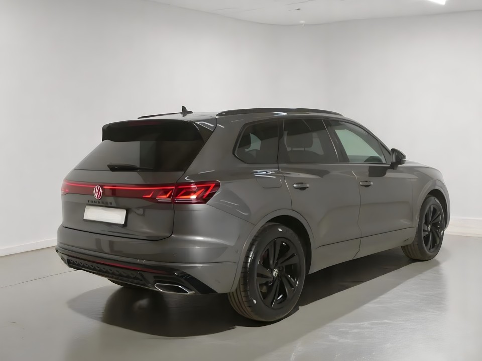 Volkswagen Touareg V6 TDI R-Line (5)