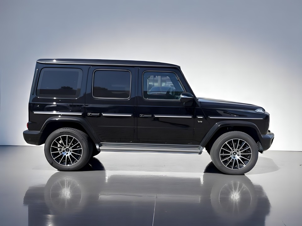 Mercedes-Benz G 500 (2)