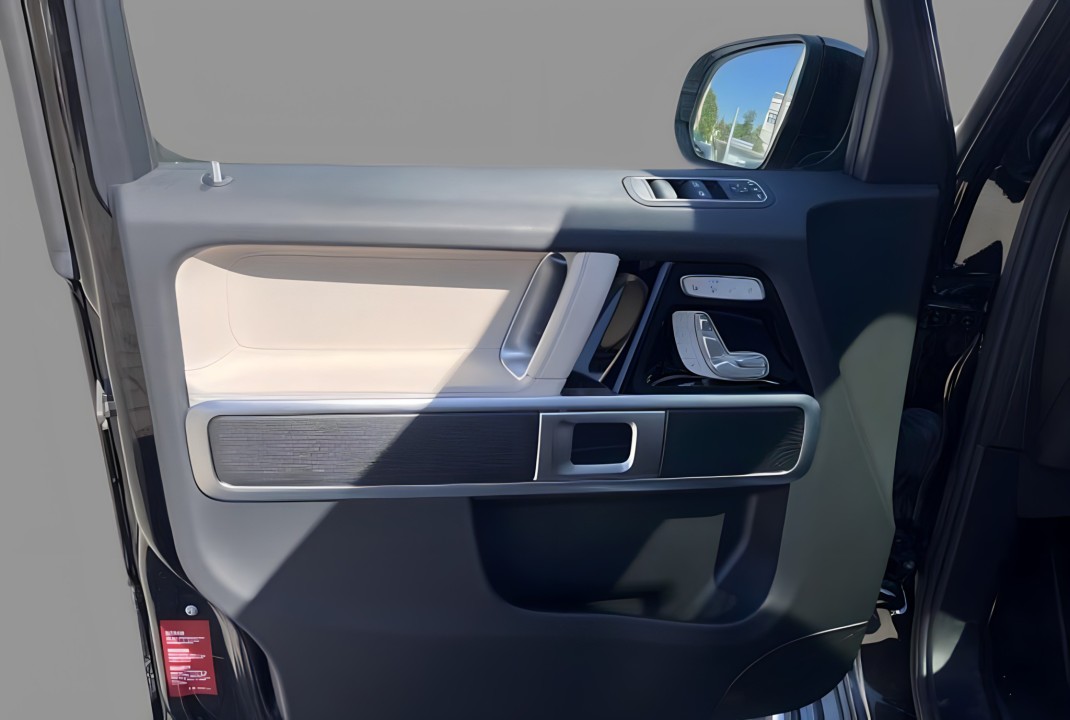 Mercedes-Benz G 500 - foto 9