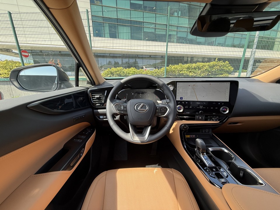 Lexus Seria NX 450h+ AWD - foto 22