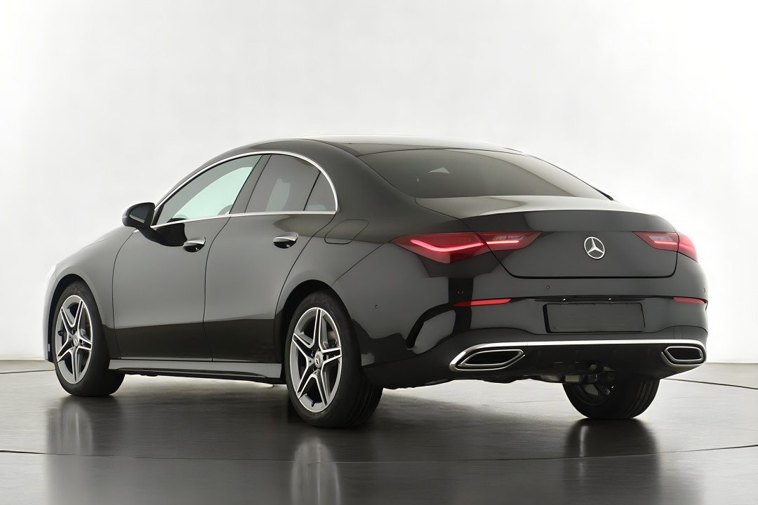 Mercedes-Benz CLA AMG (5)