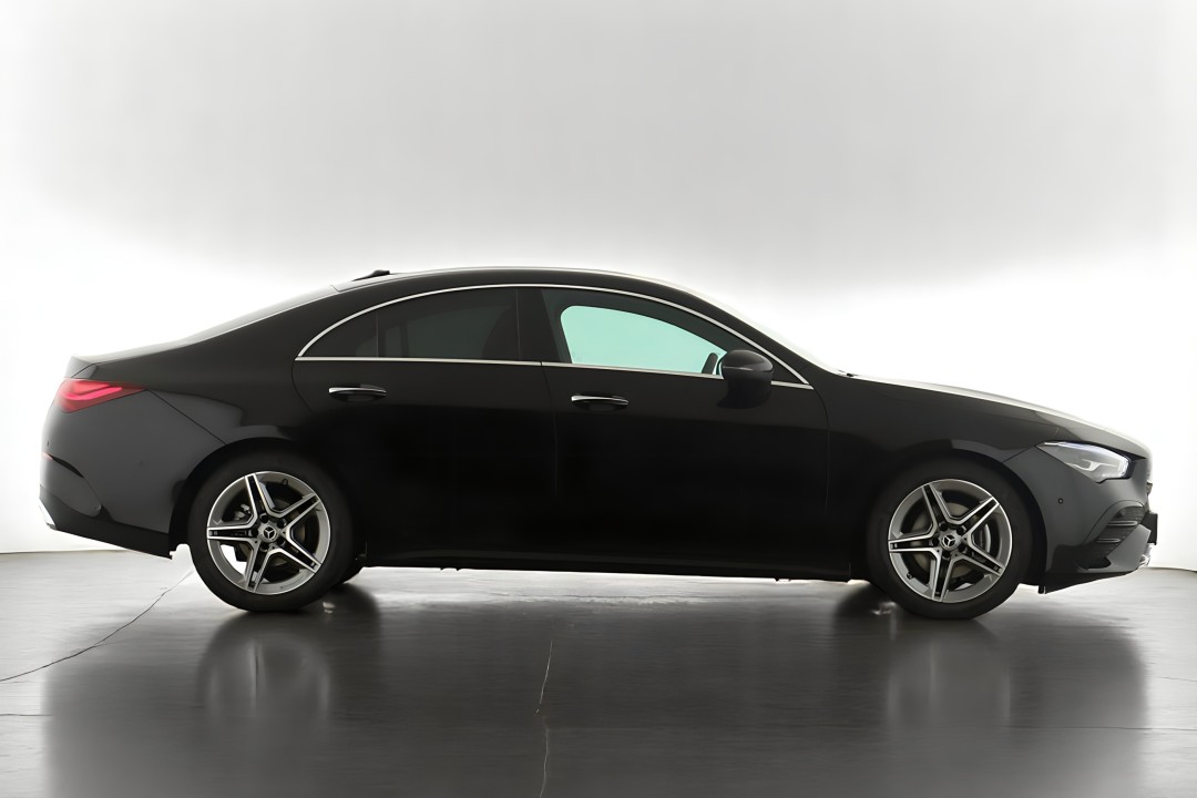 Mercedes-Benz CLA AMG (2)