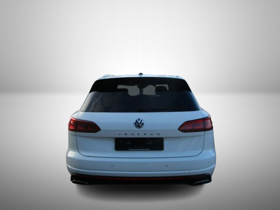 Volkswagen Touareg R-Line 4Motion (3)