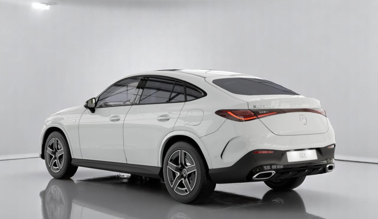 Mercedes-Benz GLC Coupe 300e 4MATIC AMG Line (5)