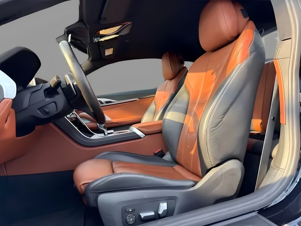 BMW Seria 8 M850i xDrive Coupé (5)