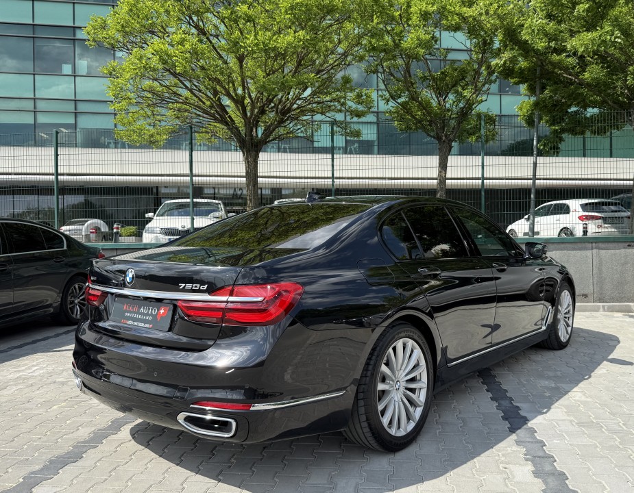 BMW Seria 7 750d xDrive (3)