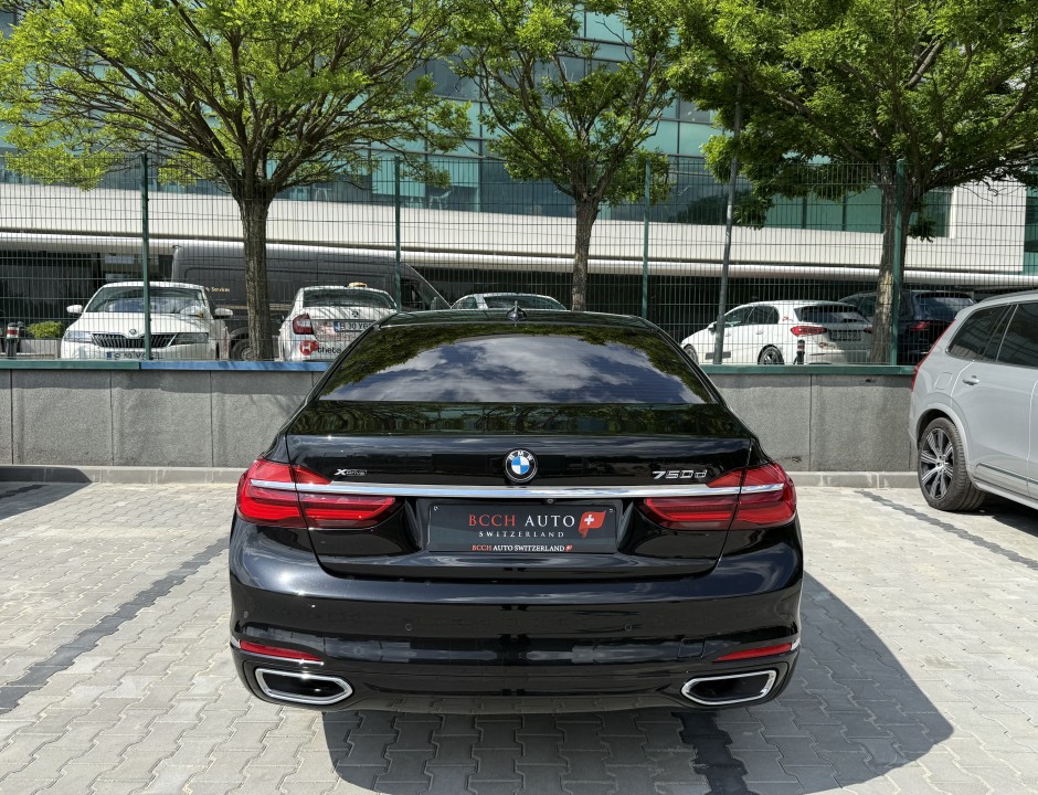 BMW Seria 7 750d xDrive (4)