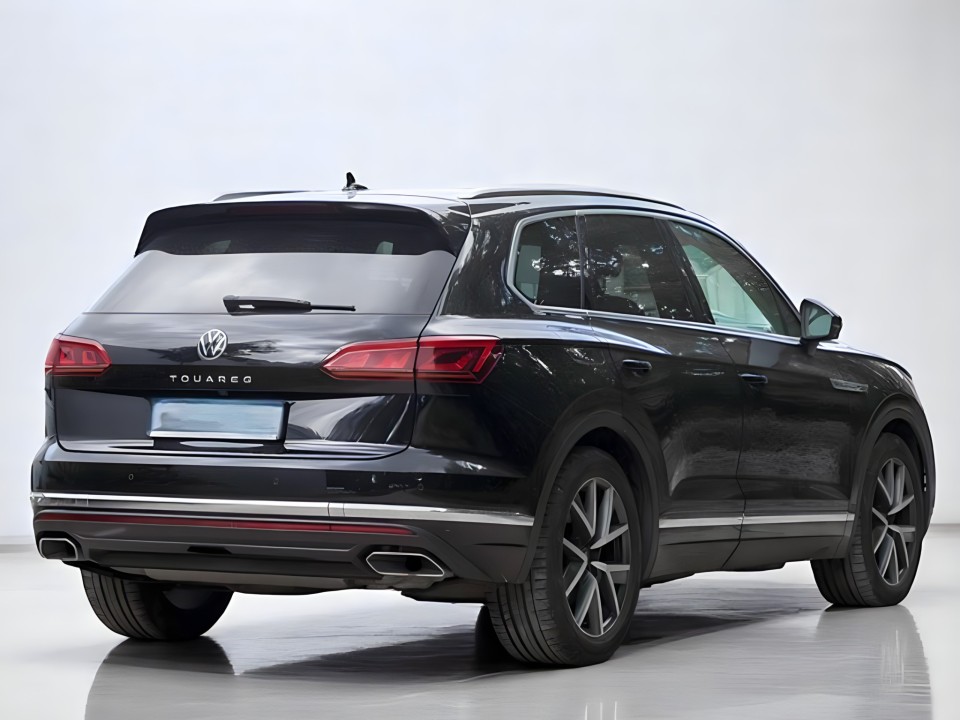 Volkswagen Touareg Elegance (2)