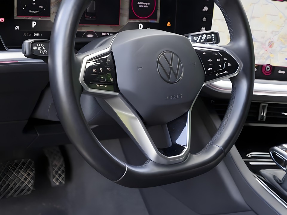 Volkswagen Touareg Elegance (3)