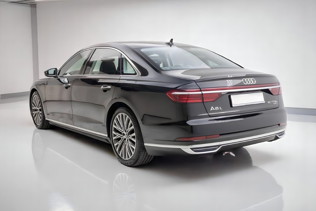 Audi A8 L 60 TFSIe quattro tiptronic (5)