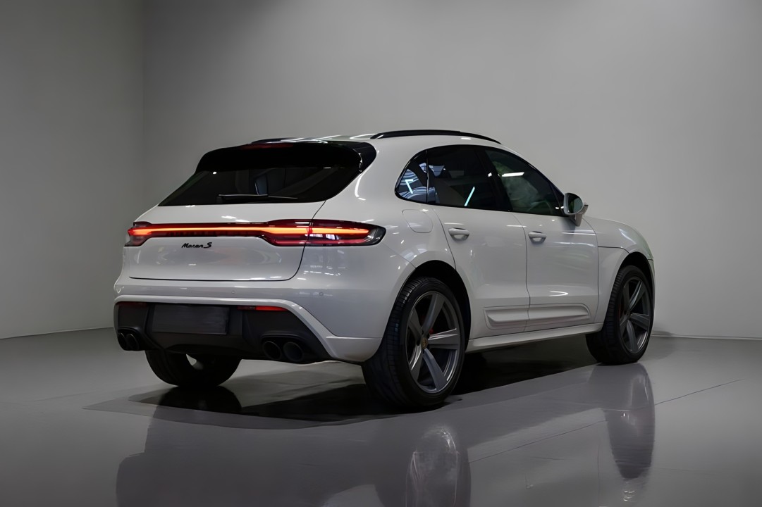 Porsche Macan S (2)