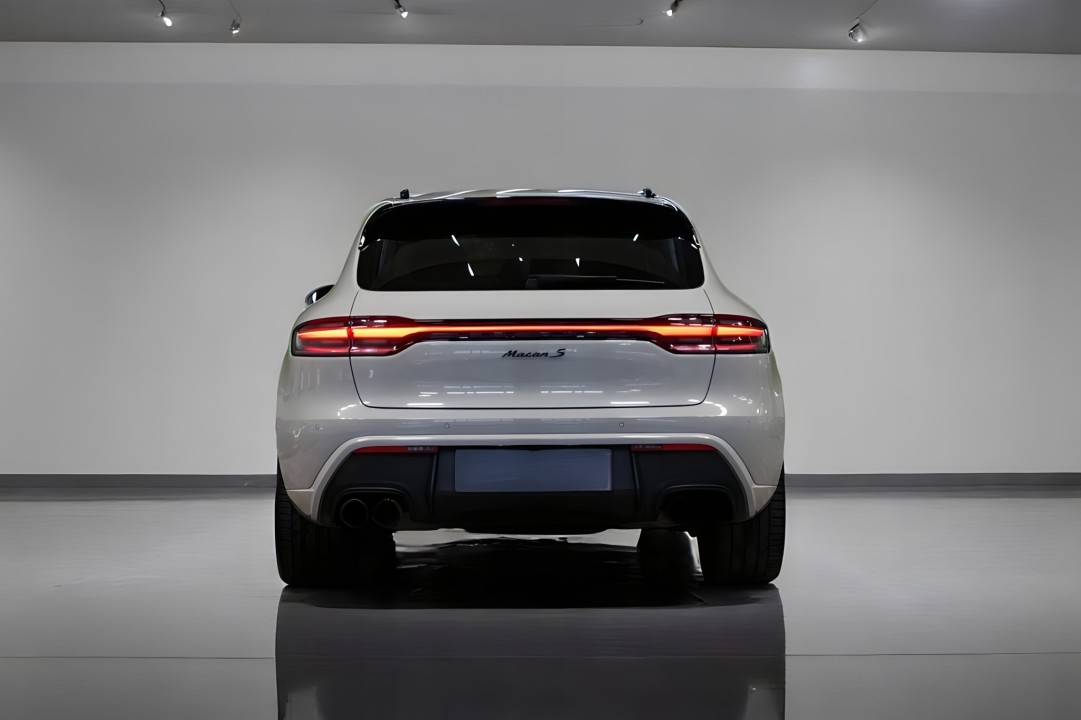 Porsche Macan S (3)