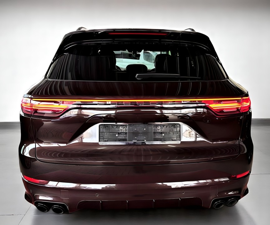 Porsche Cayenne S (5)